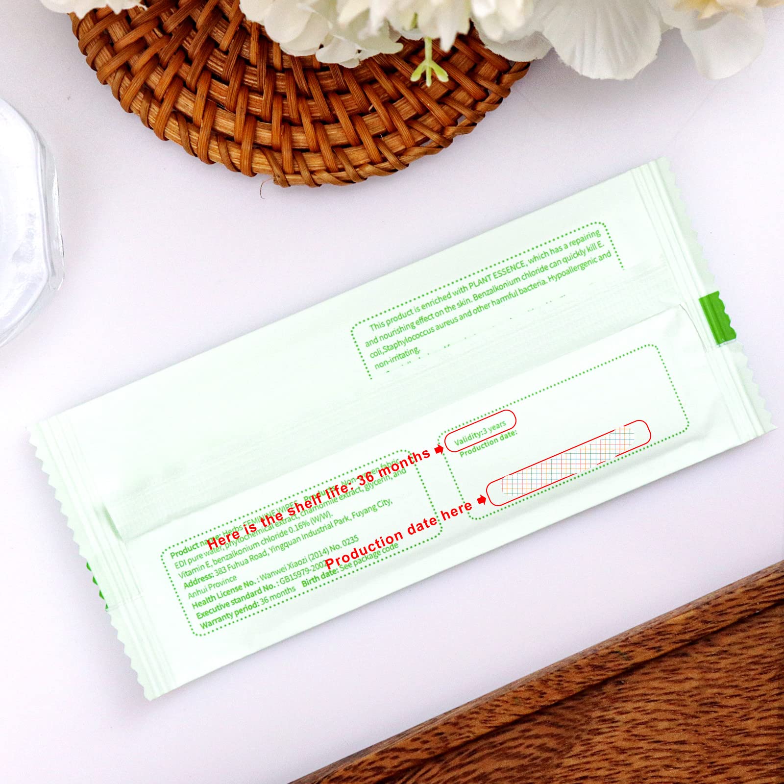 Hipruict Travel Feminine Hygiene Wipes,50 Count Intimate Wipes Feminine Care,Ph Balanced - AB Mystery