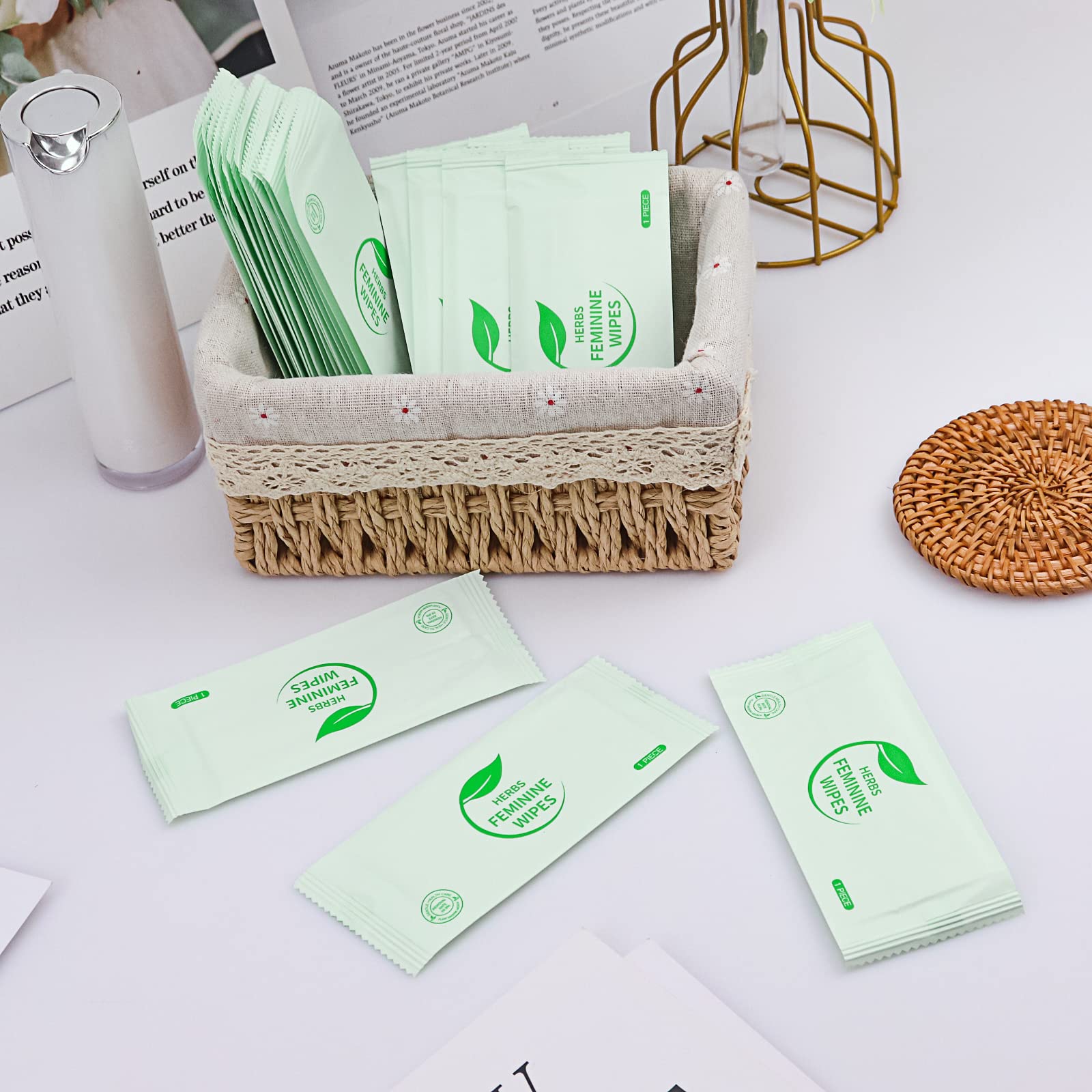 Hipruict Travel Feminine Hygiene Wipes,50 Count Intimate Wipes Feminine Care,Ph Balanced - AB Mystery